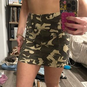 Camo pencil skirt